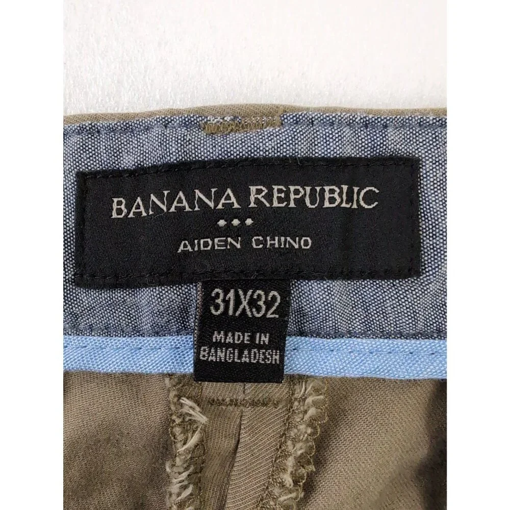 Banana Republic Aiden Chino‎ Pants Mens 31x32 Khaki Slim Fit Flat Front Preppy